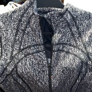 Lululemon women’s full zip jacket